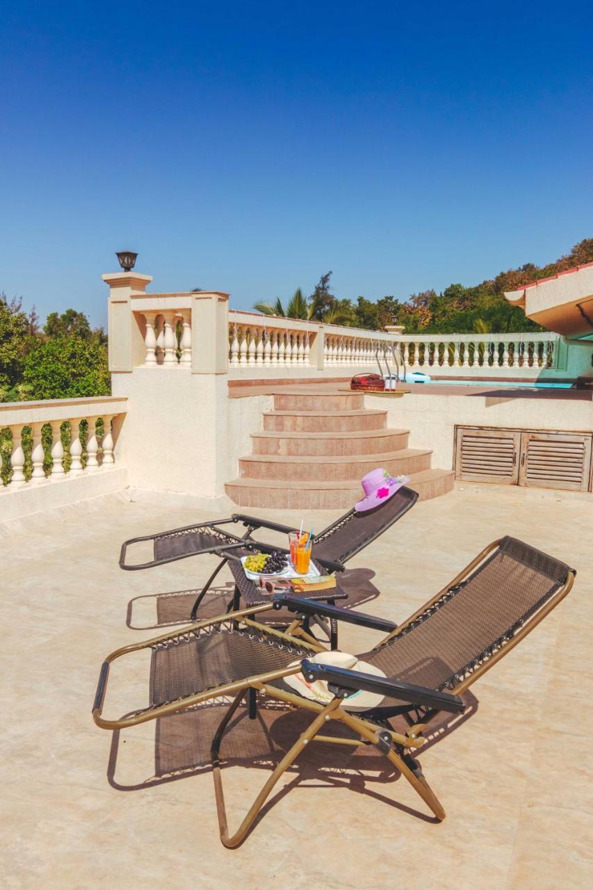Saffronstays La Casa Maestro, Kashid - Spanish-Style Luxury Villa Near Kashid Beach Bagian luar foto