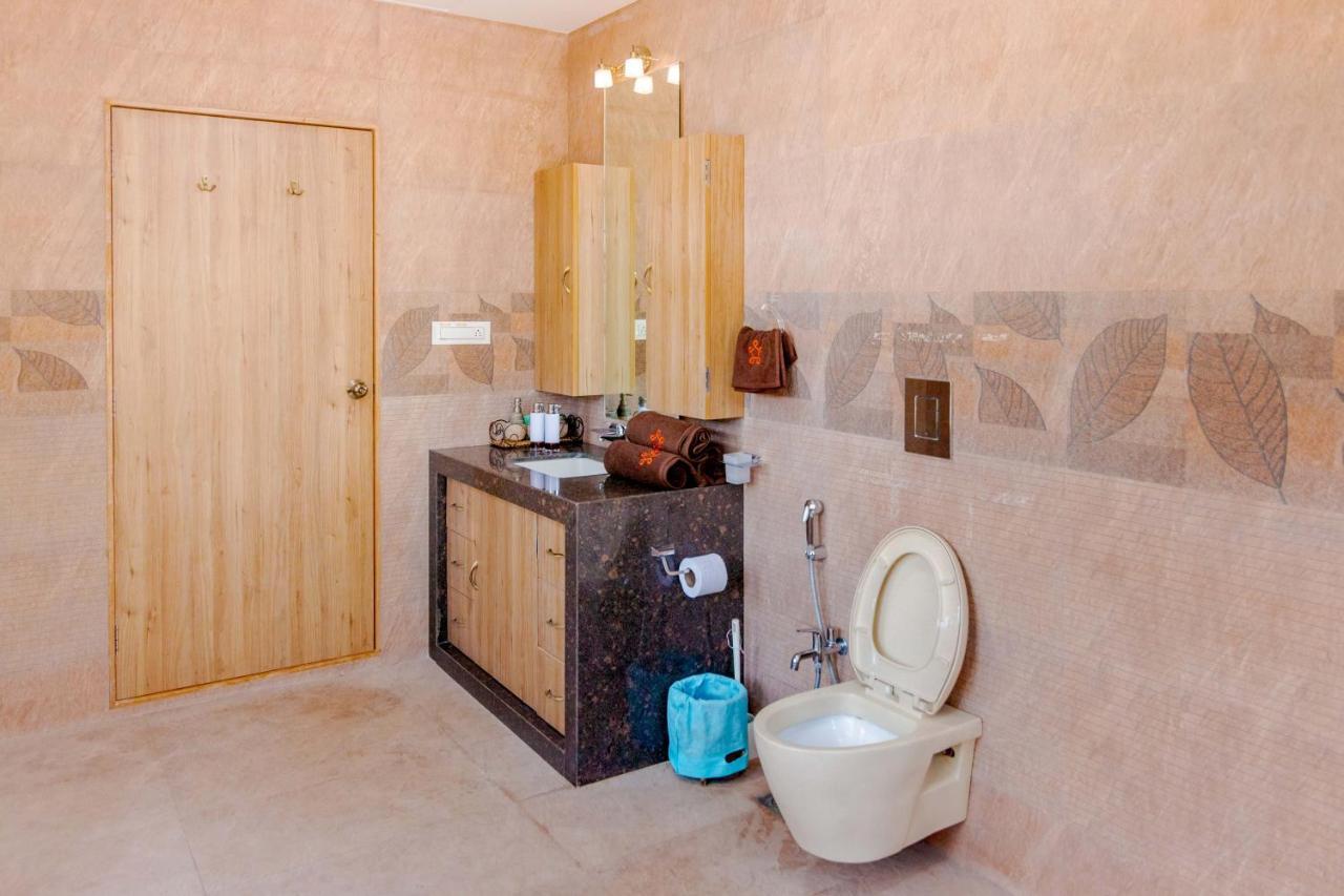 Saffronstays La Casa Maestro, Kashid - Spanish-Style Luxury Villa Near Kashid Beach Bagian luar foto